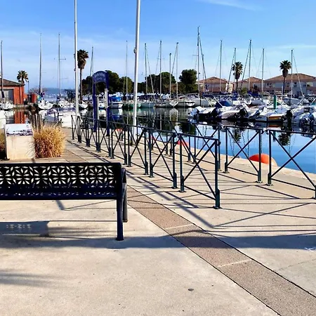 Confortable Au Coeur Du Port Avec Parking Gratuit - Fr-1-604-26 *